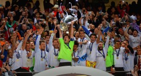 世界杯小国奇观：690万人口国家特赦庆祝晋级盛典